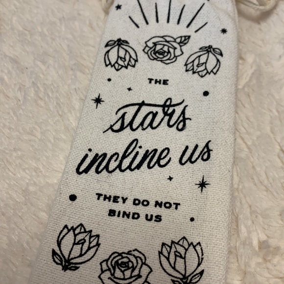 Wooden Comb With Bag Owlcrate - Picture 6 of 7